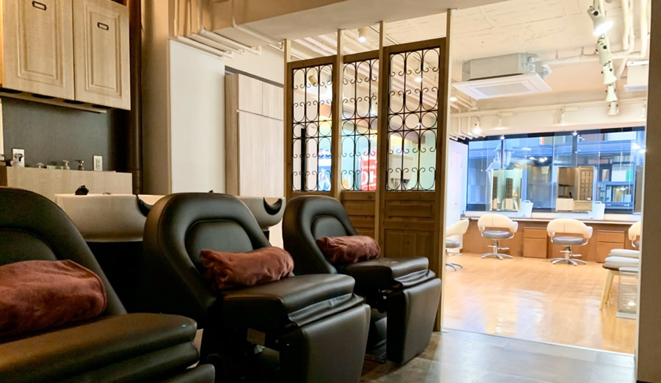 池袋美容室アートノイズ内装(シャンプー台)